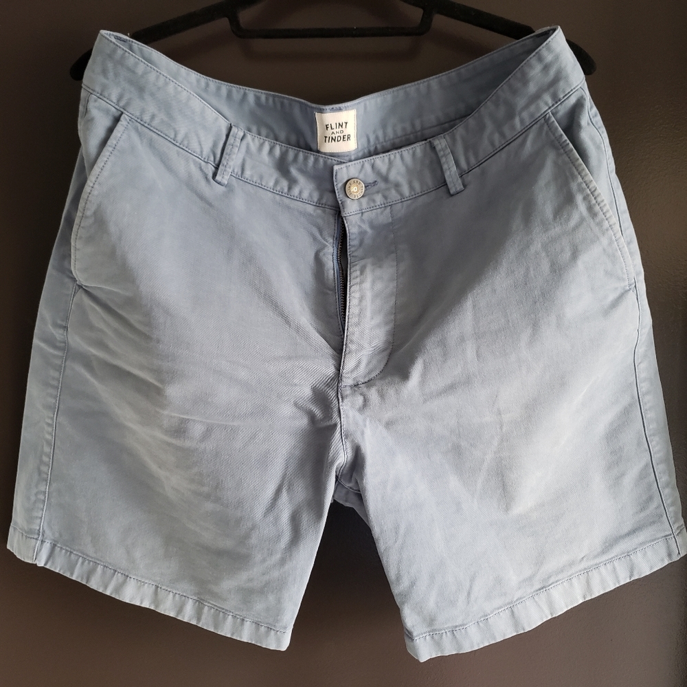 Flint & Tinder 33" waist 6.5" Inseam light blue shorts